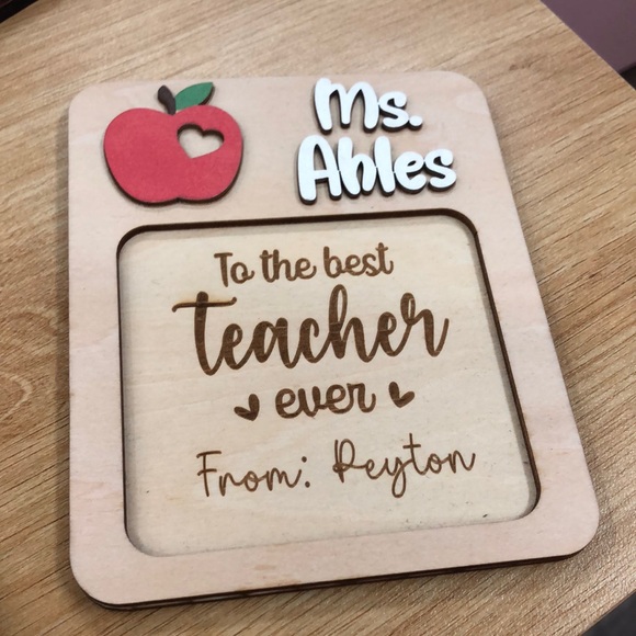 Wooden Announcement, Flower Announcement Sign, Teacher Name Sign, Photo Sign - Picture 1 of 4